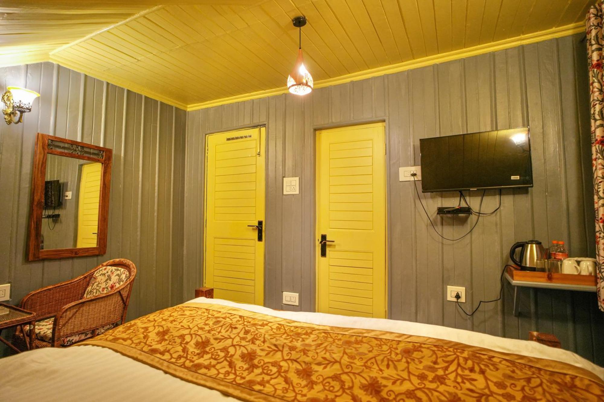 Hotel Little Silver Pahalgām 외부 사진