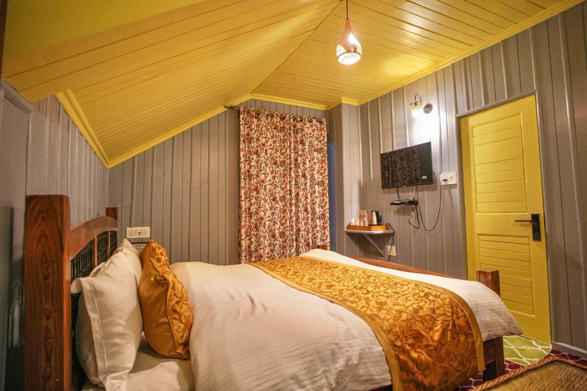 Hotel Little Silver Pahalgām 외부 사진